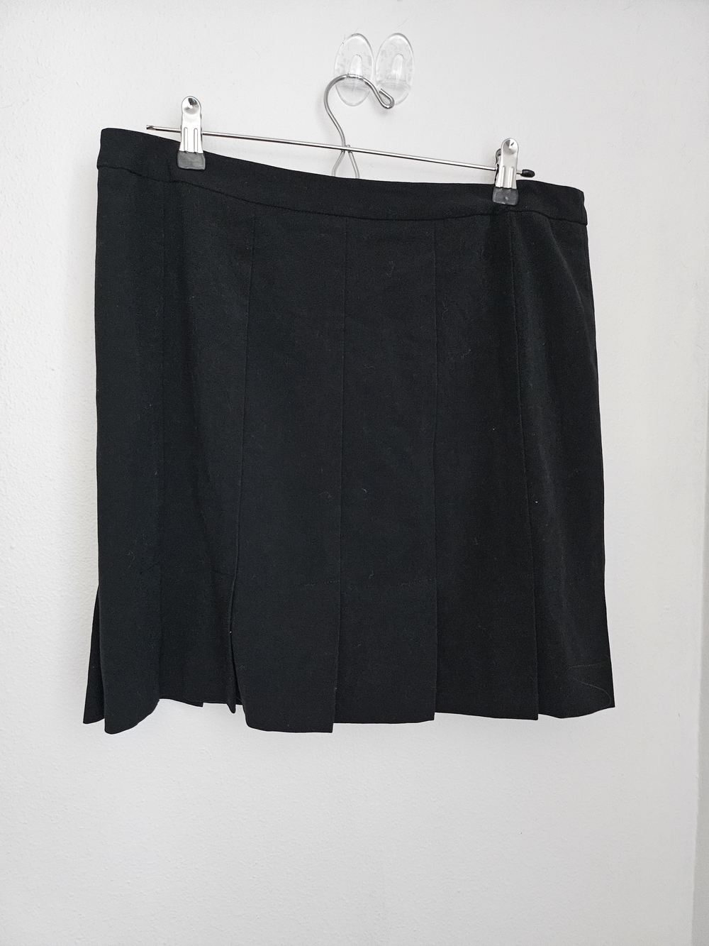 White House Black Market Black Mini Pleated Skirt S 12